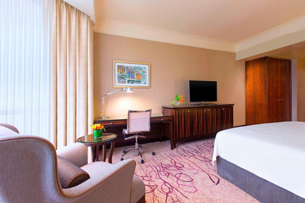 Executive King Room High Floor